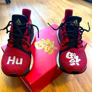 2019 Pharrell X Solar Hu Glide St ‘ Chinese New Year’